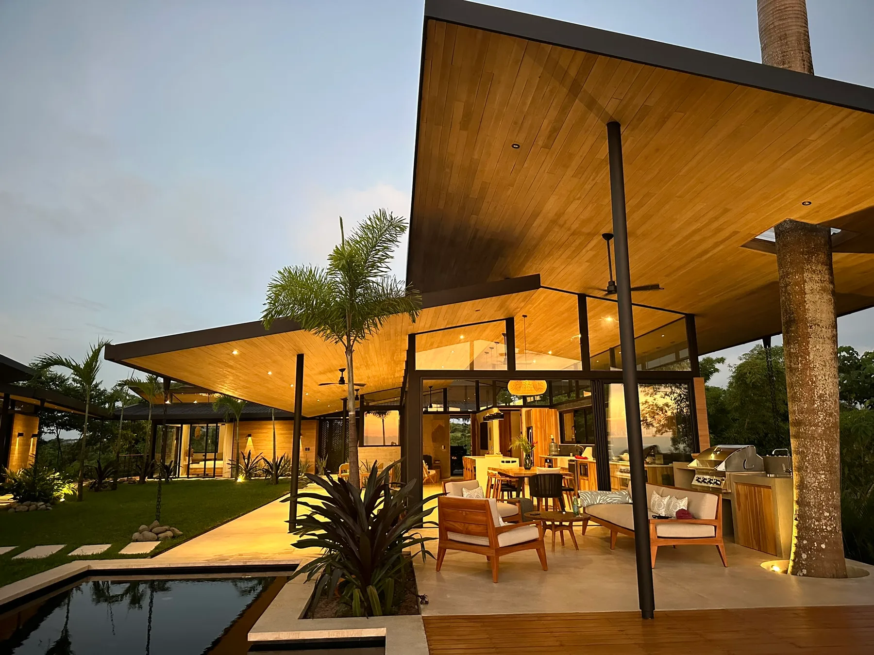 Villa Paloma, Santa Teresa