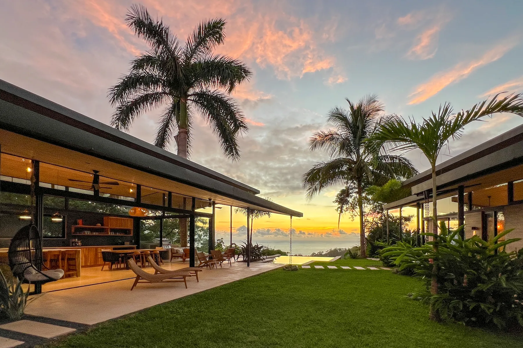 Villa Paloma, Santa Teresa