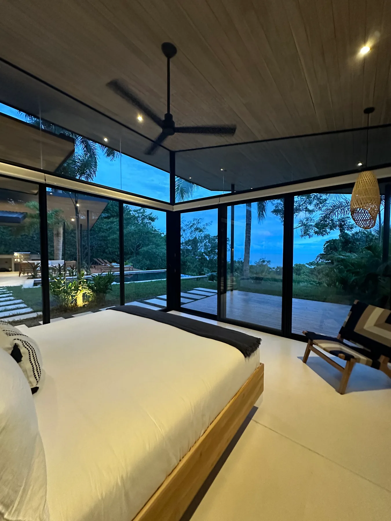 Villa Paloma, Santa Teresa
