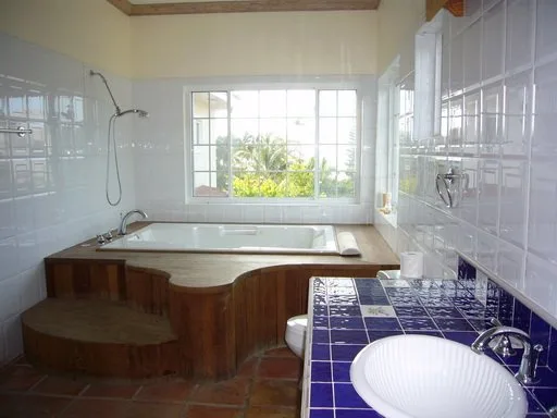 BH-06 — Bahamas Villa Rental in Nassau