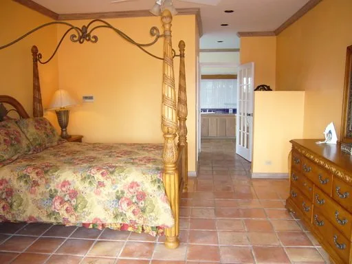 BH-06 — Bahamas Villa Rental in Nassau