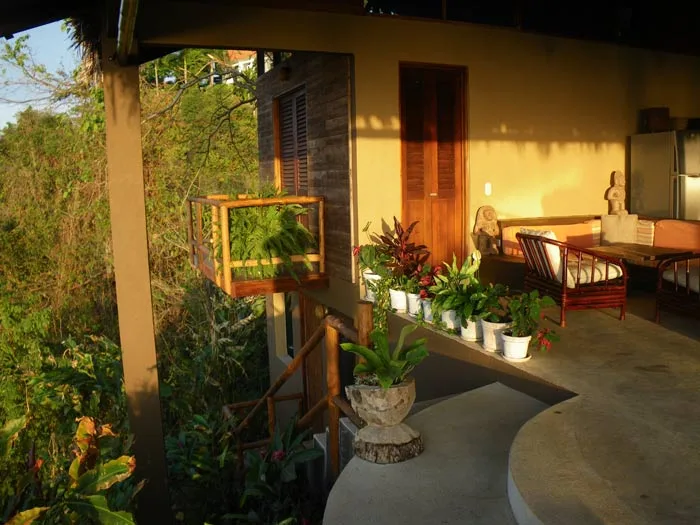 NI-07 — Mal Pais Beach House