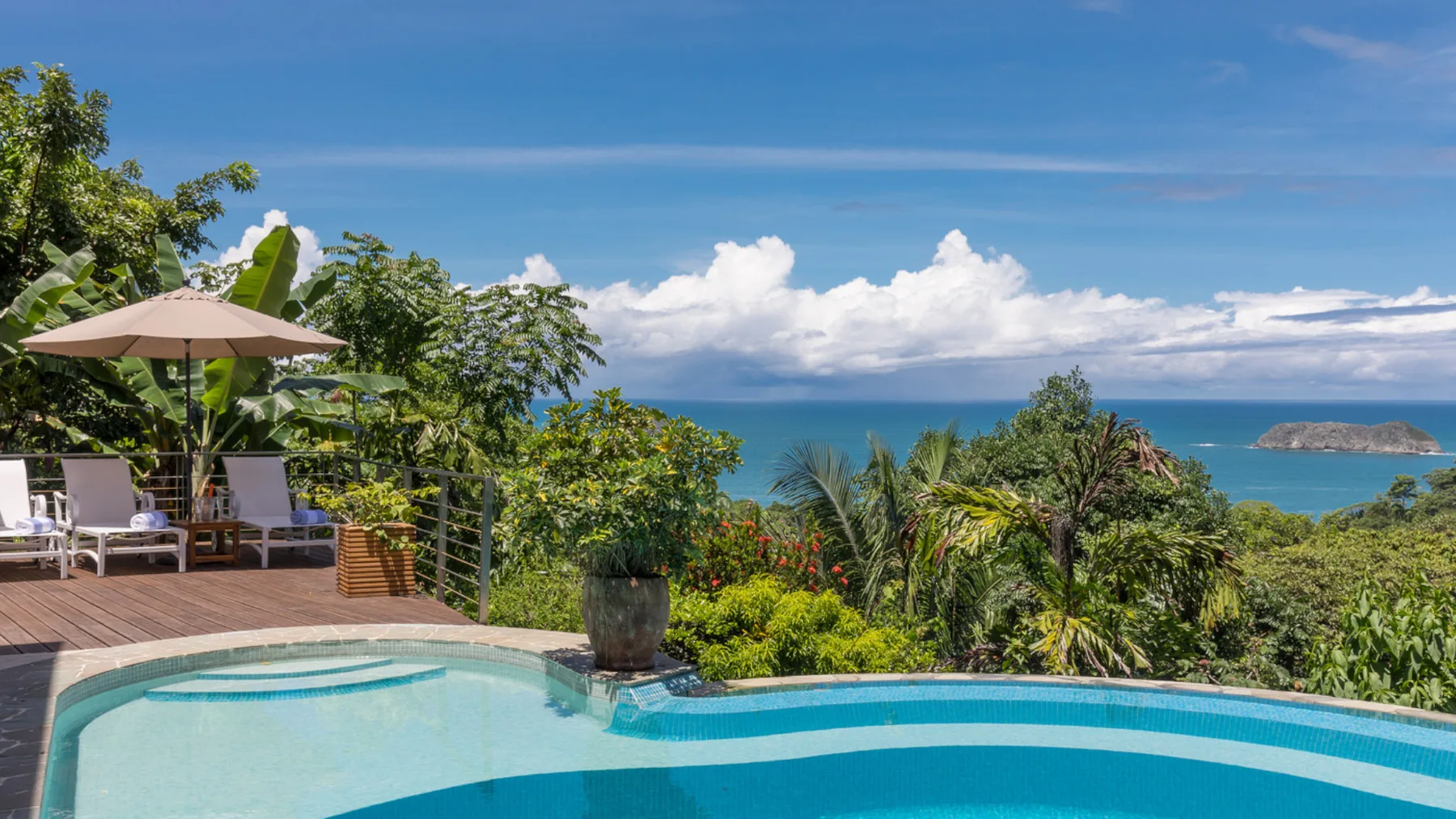 MA-21 — Costa Rica Family Vacation Luxury Villa in Manuel Antonio