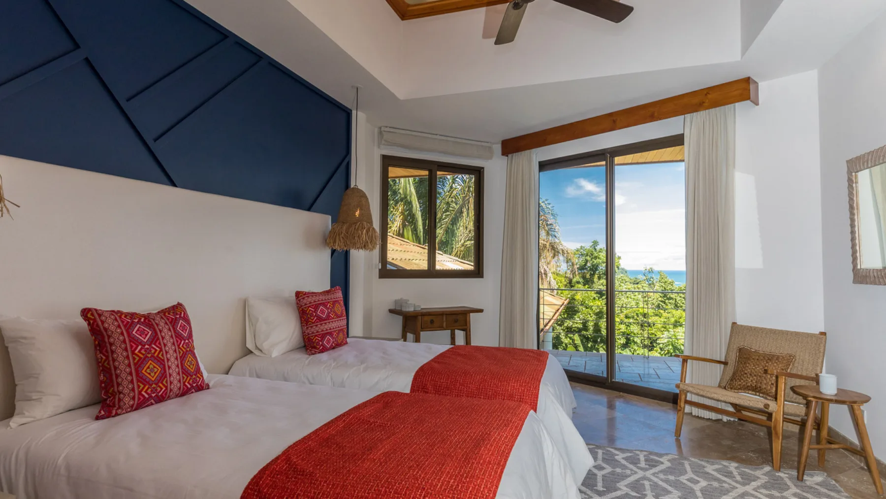 MA-21 — Costa Rica Family Vacation Luxury Villa in Manuel Antonio