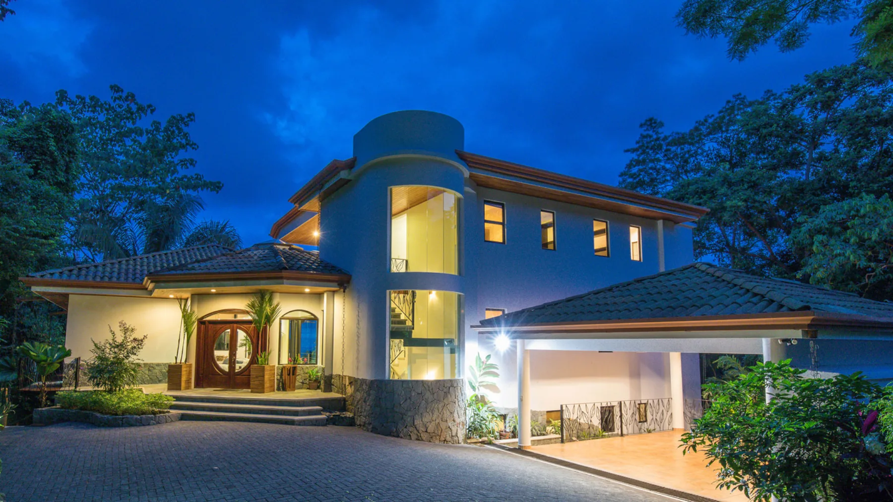 MA-21 — Costa Rica Family Vacation Luxury Villa in Manuel Antonio