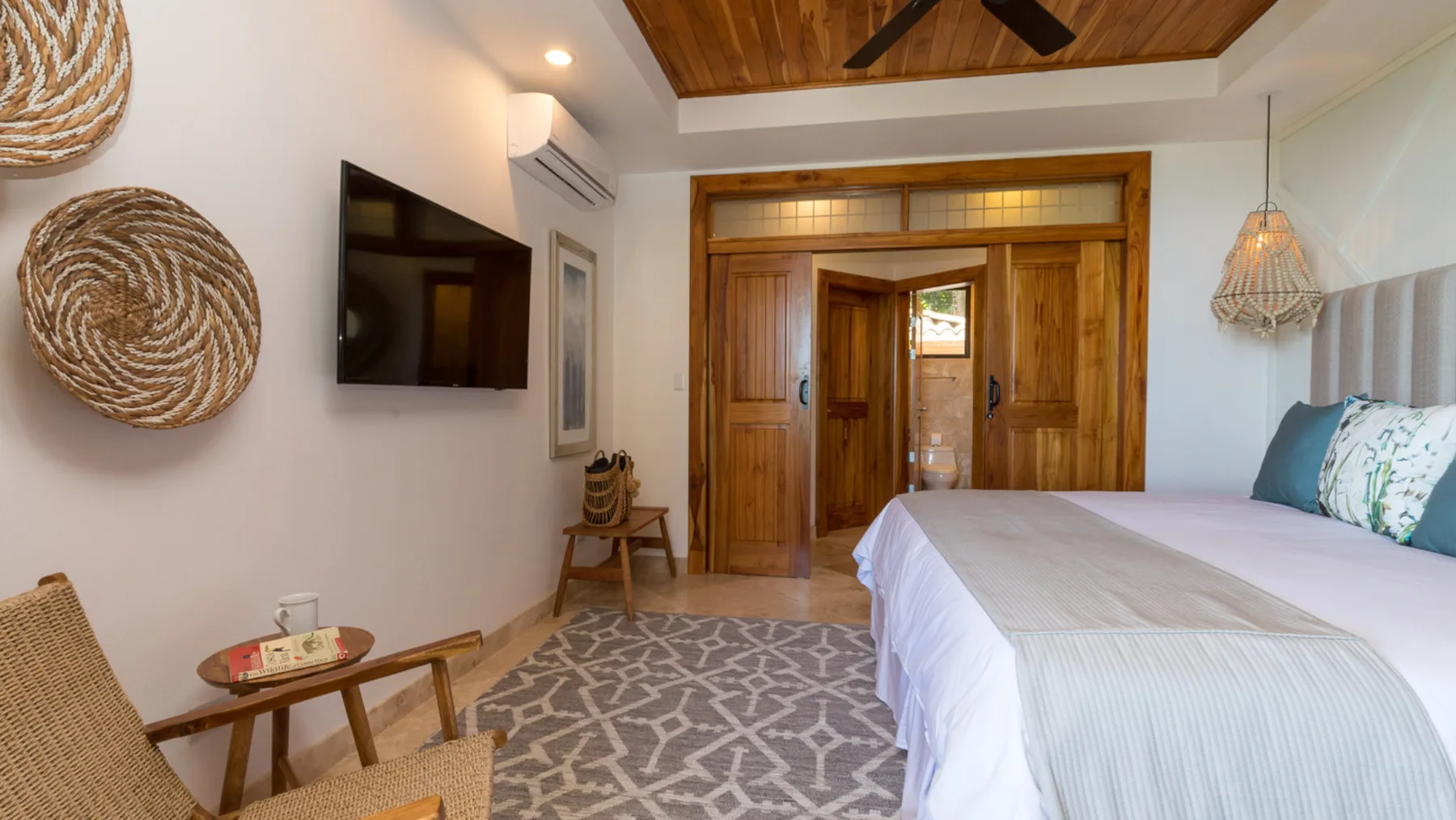 MA-21 — Costa Rica Family Vacation Luxury Villa in Manuel Antonio