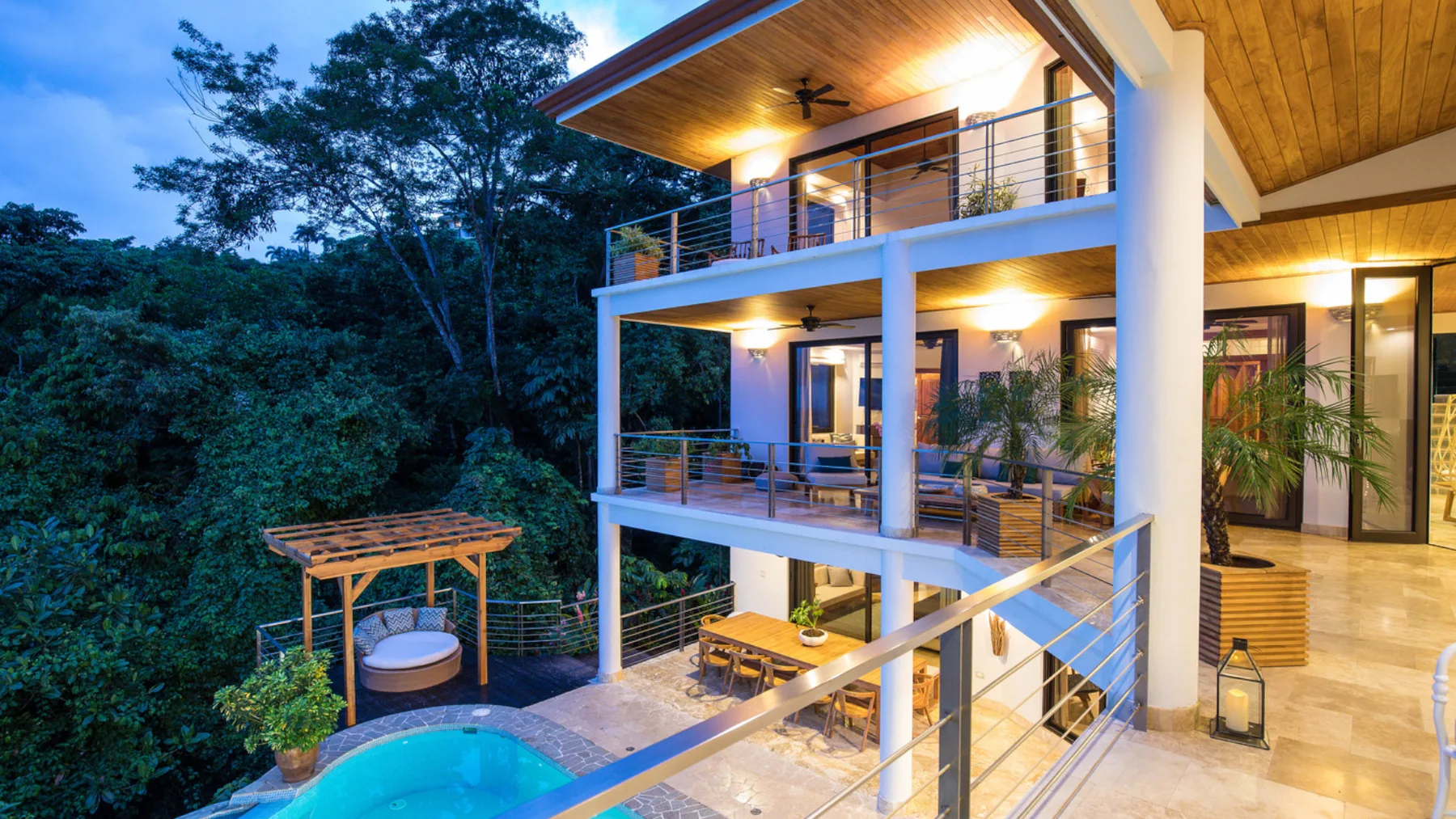 MA-21 — Costa Rica Family Vacation Luxury Villa in Manuel Antonio