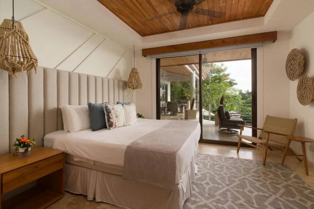 MA-21 — Costa Rica Family Vacation Luxury Villa in Manuel Antonio