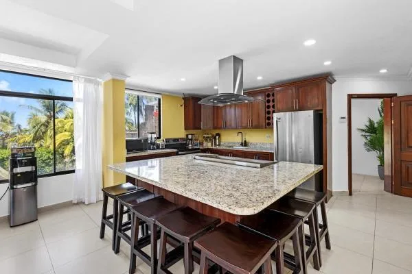 Pacific Palms