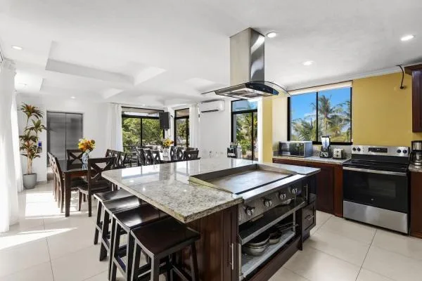 Pacific Palms