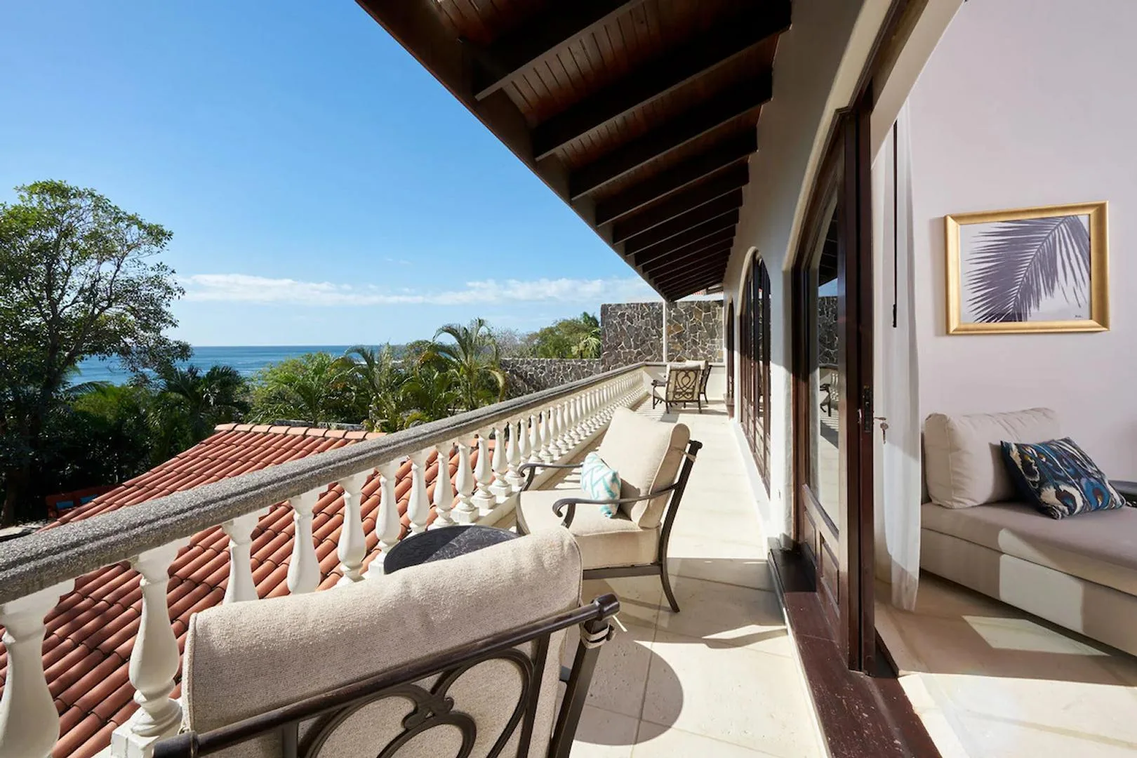 TA-31 — Beach House by Playa Langosta