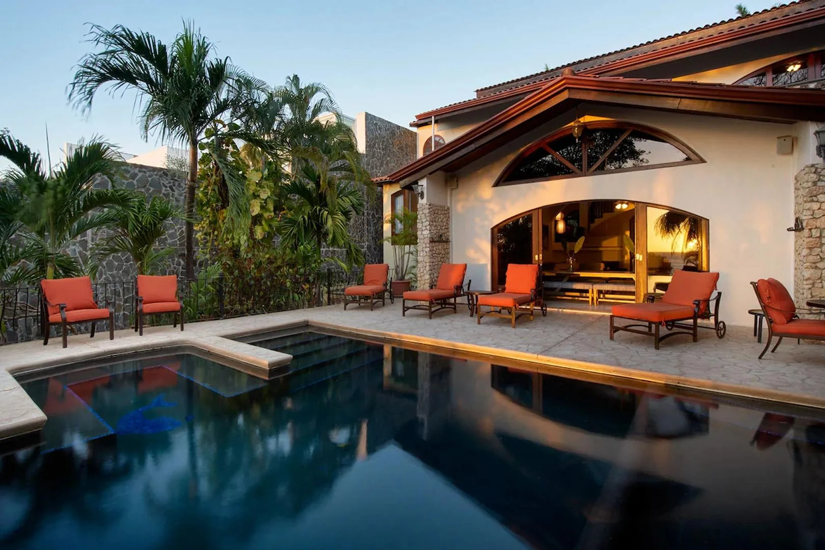 TA-31 — Beach House by Playa Langosta
