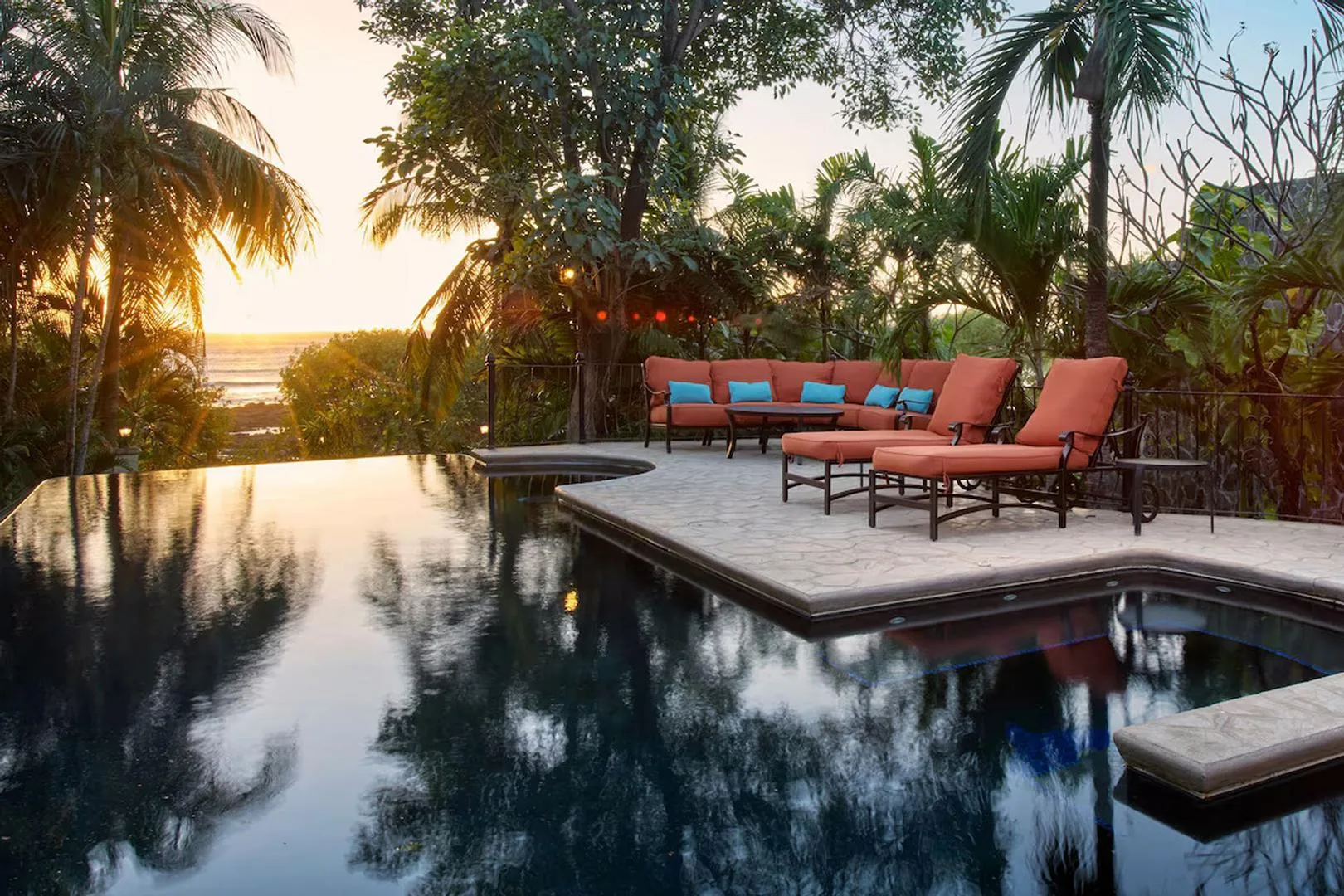 TA-31 — Beach House by Playa Langosta