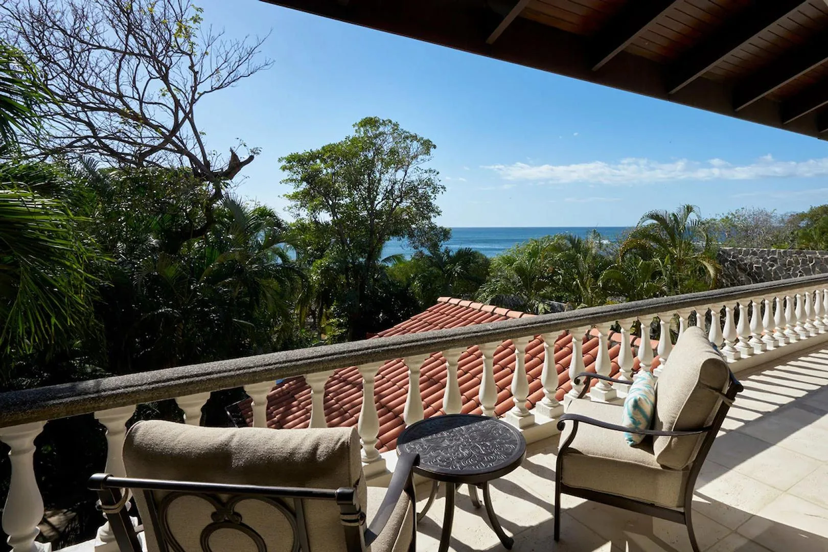 TA-31 — Beach House by Playa Langosta