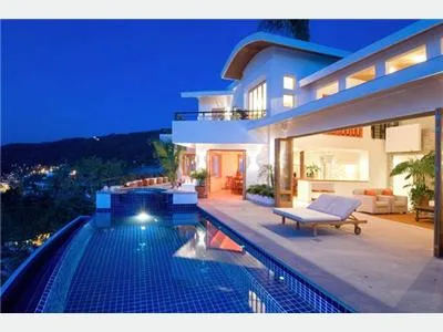 RZ-02 — Villa Overlooking Puerto Vallarta