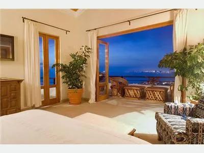 RZ-02 — Villa Overlooking Puerto Vallarta