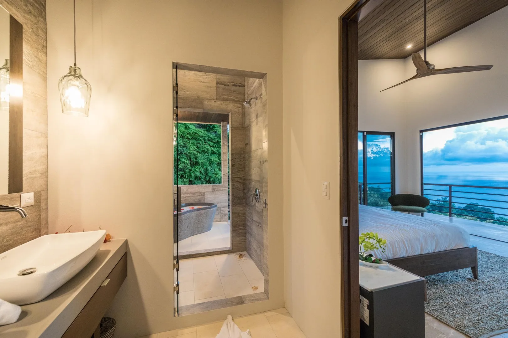 DO-02 — Casa Resol