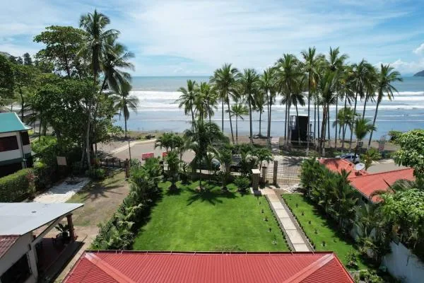 Blue Macaw Villas — full estate