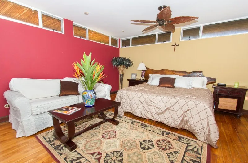 TA-09 — Tamarindo Private Rental Estate