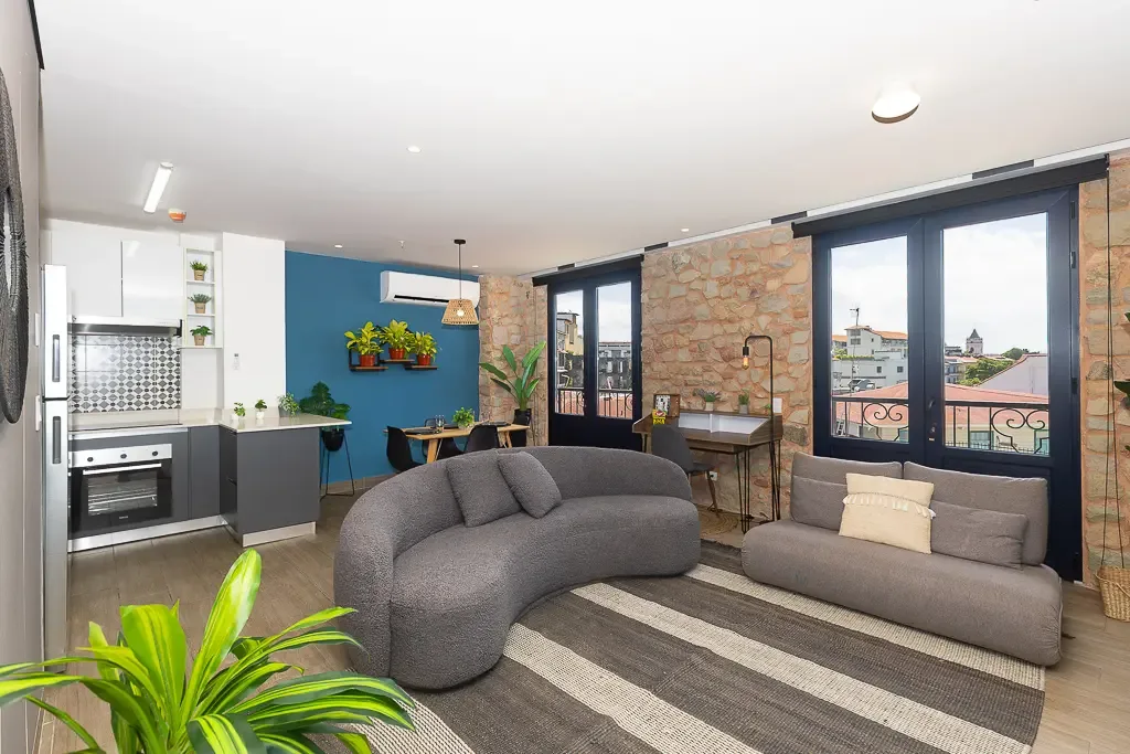 The Zafiro Condo by AcoModo @Casco Viejo