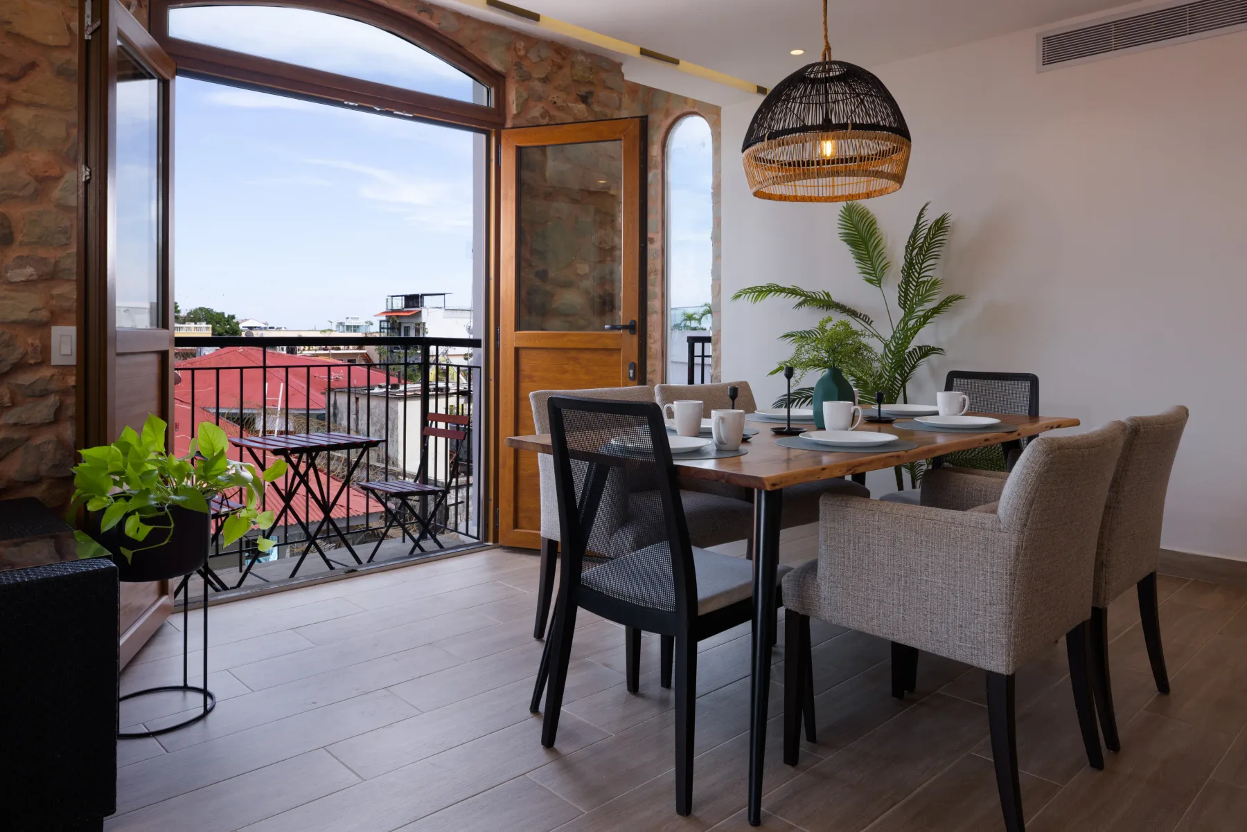 The Urban Condo by AcoModo @Casco Viejo