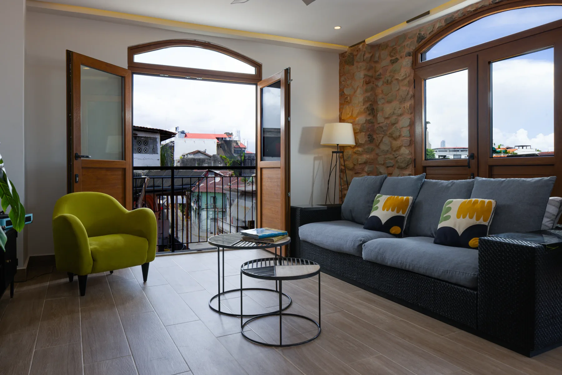 The Urban Condo by AcoModo @Casco Viejo