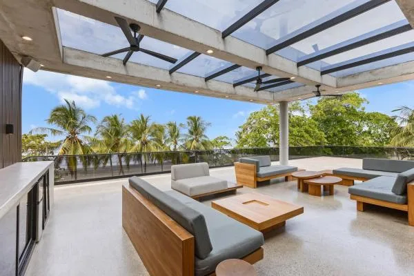 Aquarius Villa Sirena