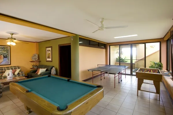 FL-20 — Mediterranean-Style Playa Flamingo Villa