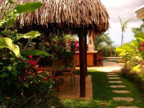 TA-10 — Tamarindo Beachfront Home