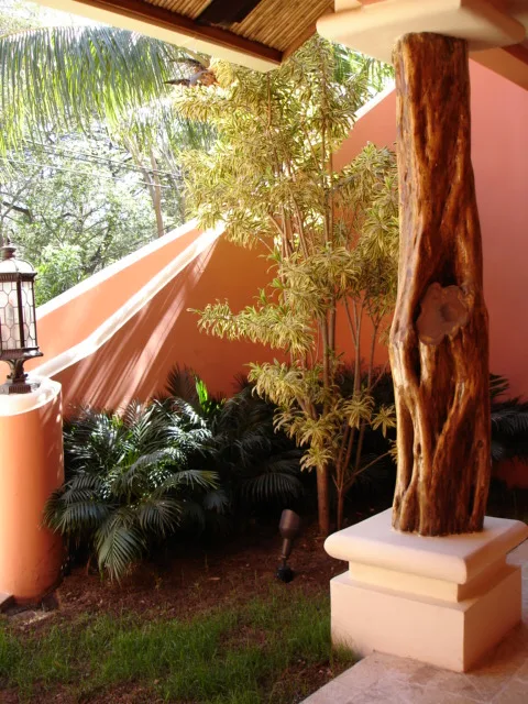 FL-06 — Playa Flamingo Beachfront Home With Pool