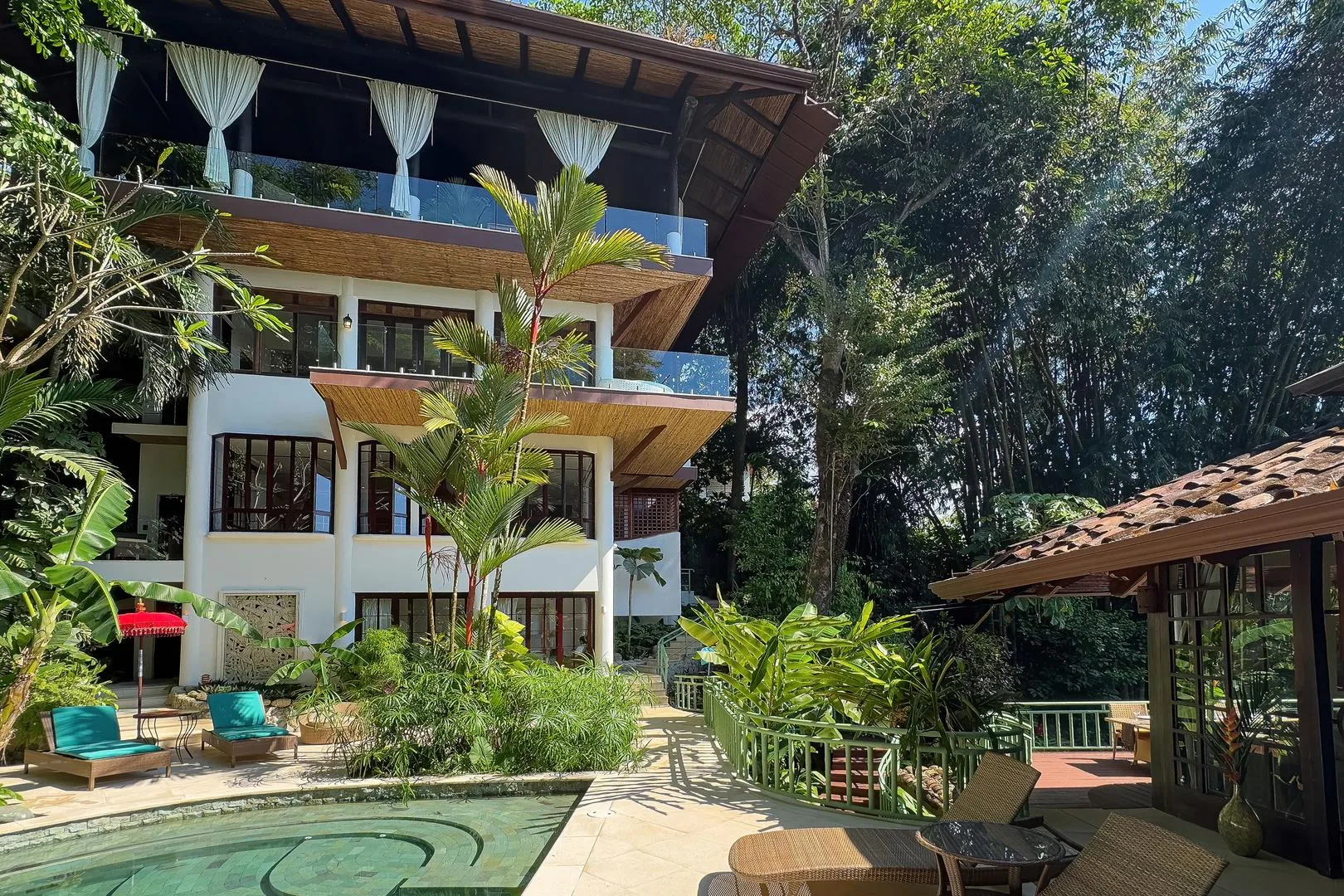 MA-04 — Casa Vista Azul