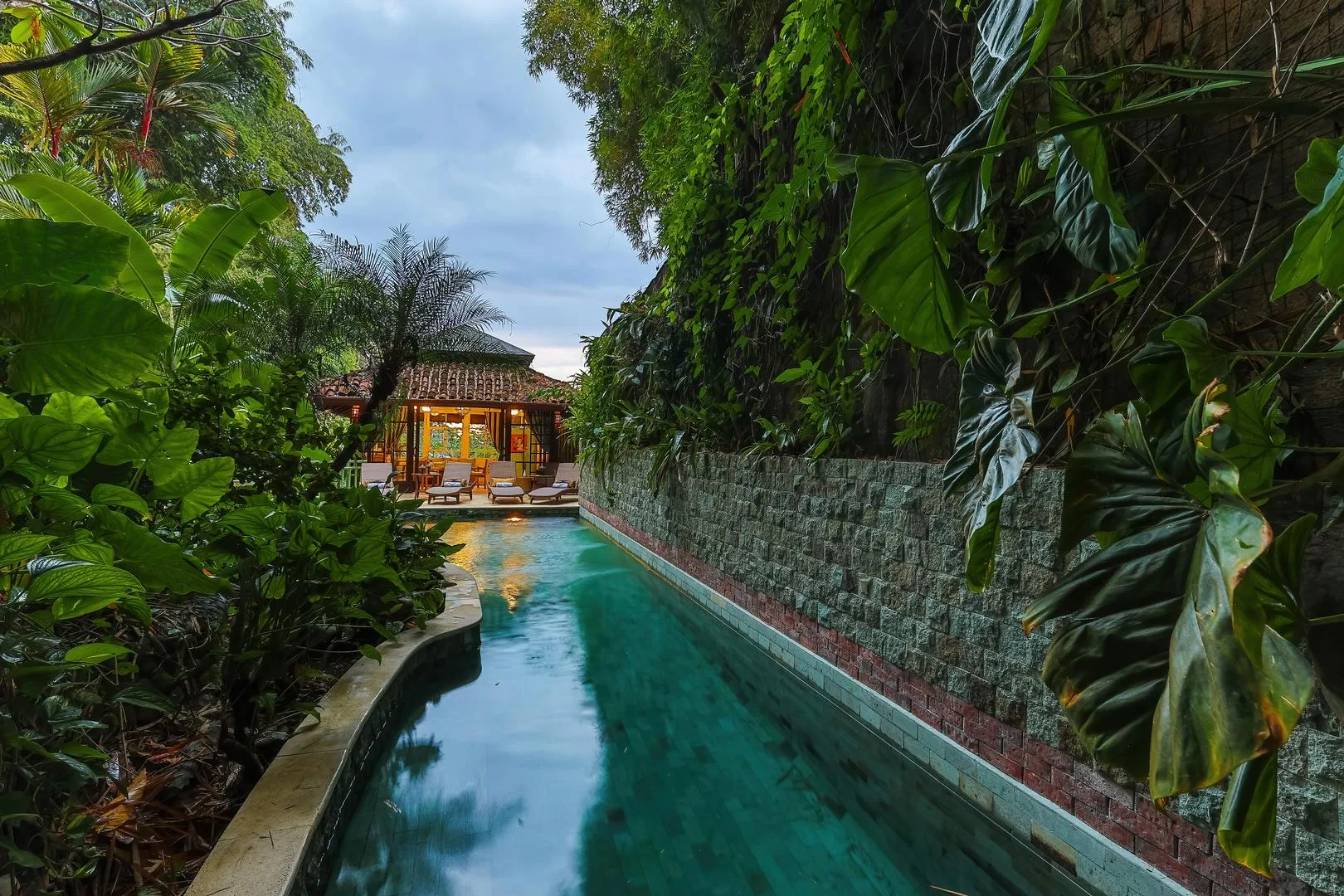 MA-04 — Casa Vista Azul