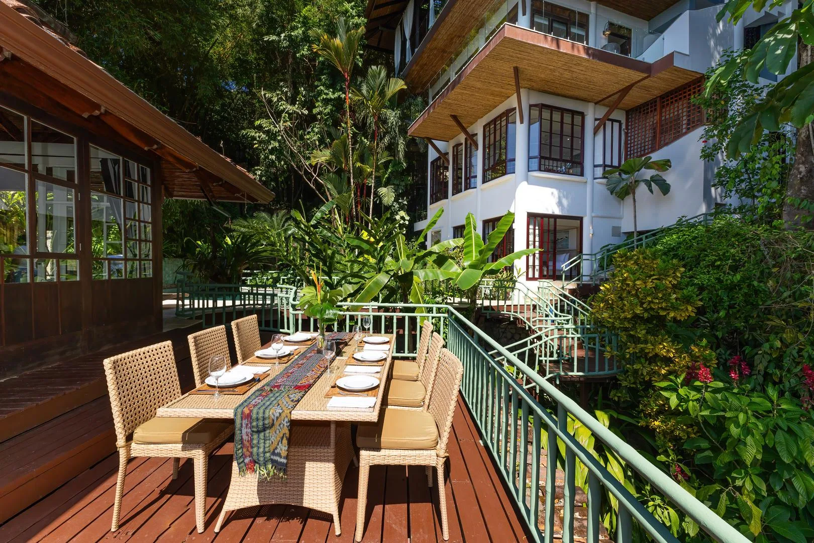 MA-04 — Casa Vista Azul