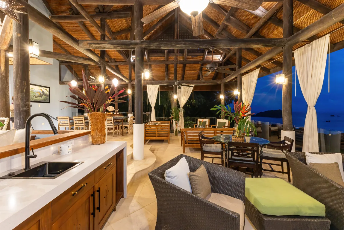 MA-04 — Casa Vista Azul