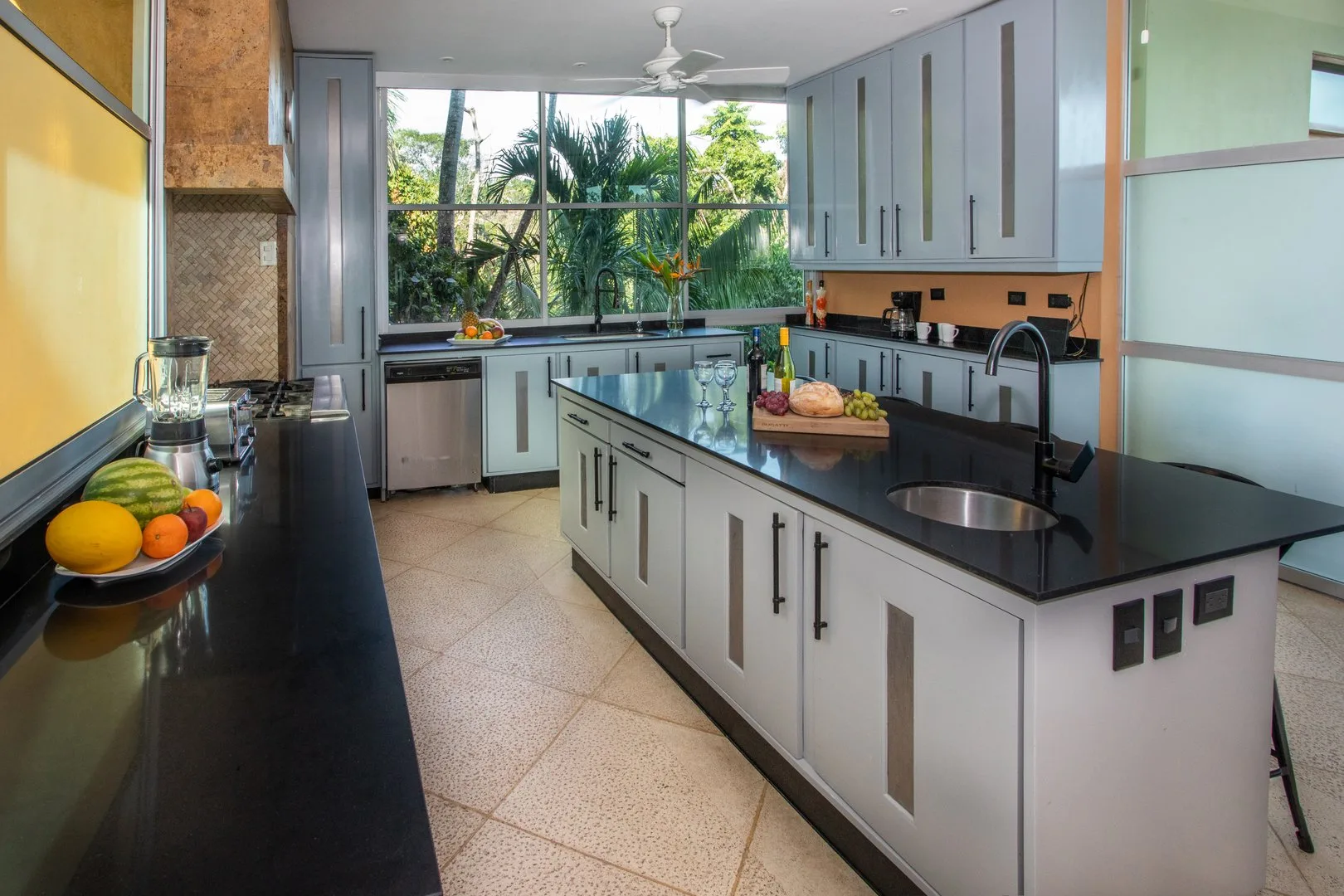 MA-05 — Casa Fantastica
