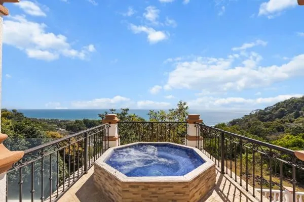 Casa Bisily