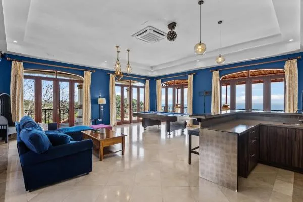Casa Bisily