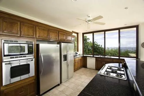 FL-42 — Playa Flamingo Beachfront Rental