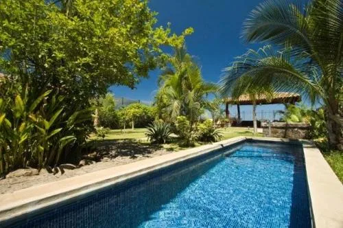 FL-47 — Family Rental With Large Private Lap Pool