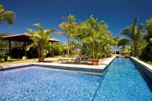 FL-47 — Family Rental With Large Private Lap Pool