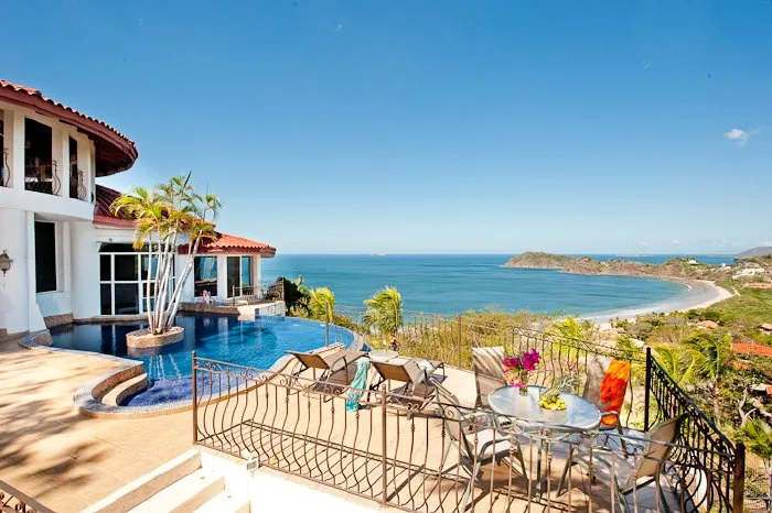 FL-37 — Playa Flamingo Ocean-View Villa