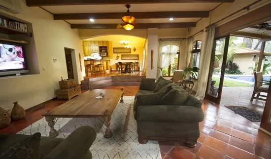 JA-09 — Jaco Vacation Villa