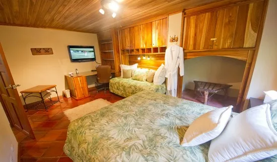 JA-09 — Jaco Vacation Villa