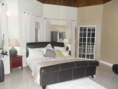 OR-02 — Ocho Rios Rental With Caribbean Views