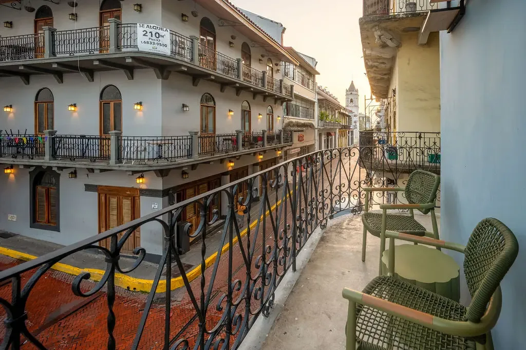 The Montefiore Condo by AcoModo @ Casco Viejo