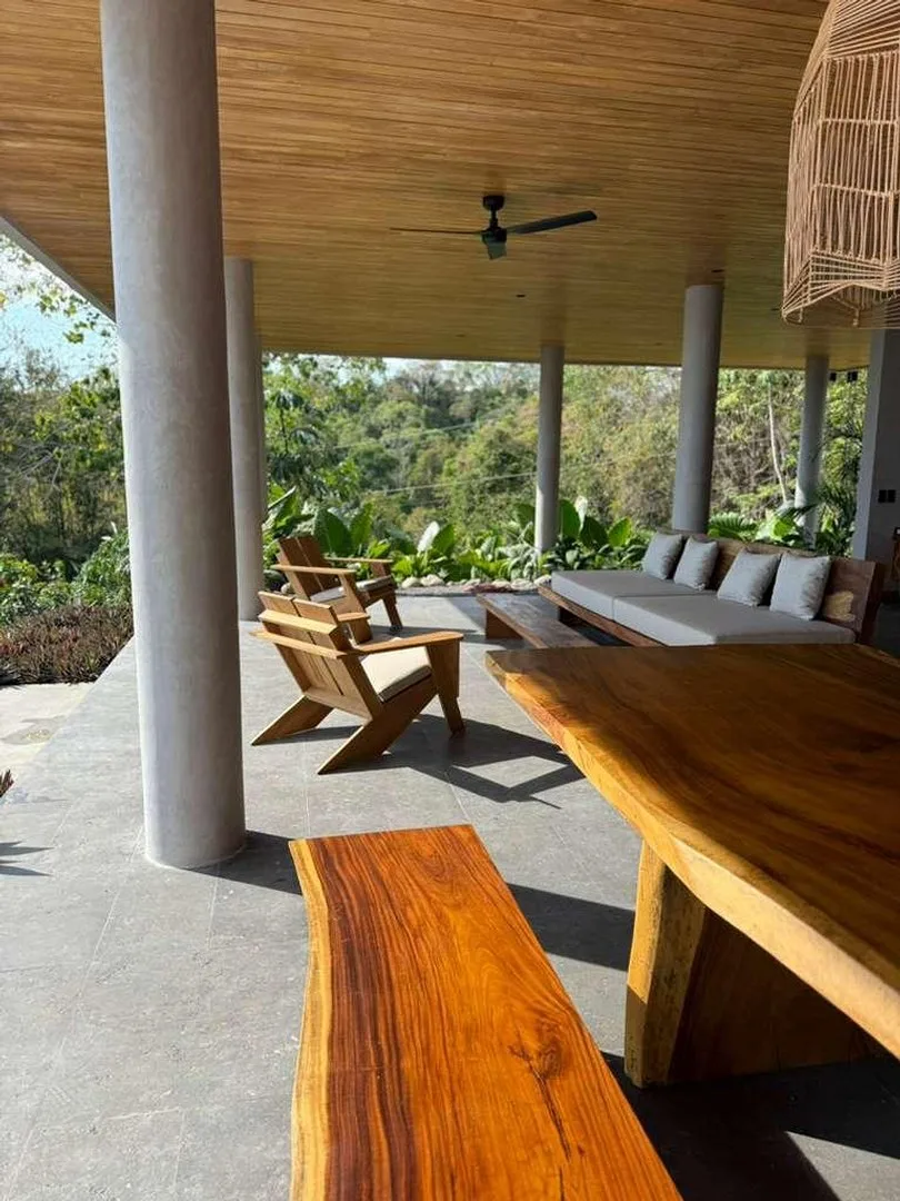 ST-01 — Oceane bleu - Brand New Villa in Santa Teresa
