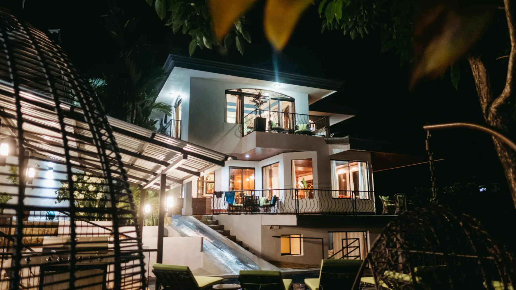 MA-15 — Manuel Antonio Mountain Villa