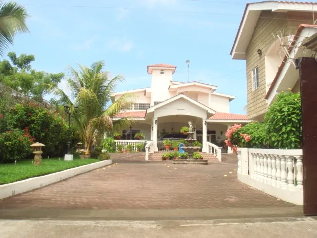 PL-01 — Beachfront Villa with Private Pool
