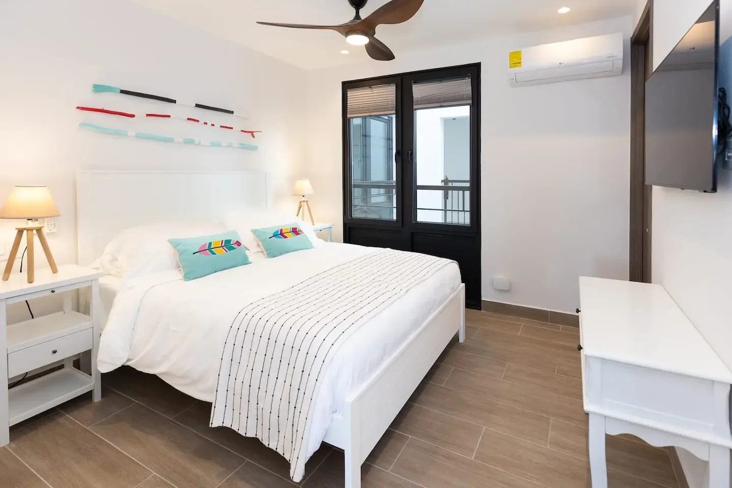 The Vacationer Condo by AcoModo @Casco Viejo
