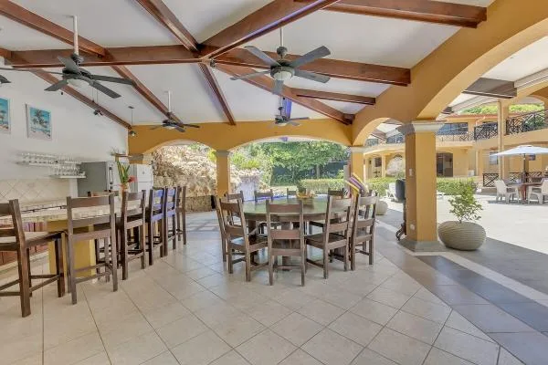 Cielo Azul — full property